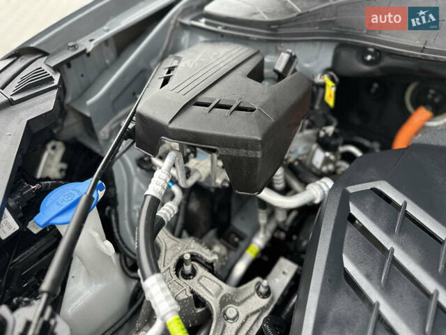 Серый Хендай Kona Electric, объемом двигателя 0 л и пробегом 158 тыс. км за 16300 $, фото 15 на Automoto.ua