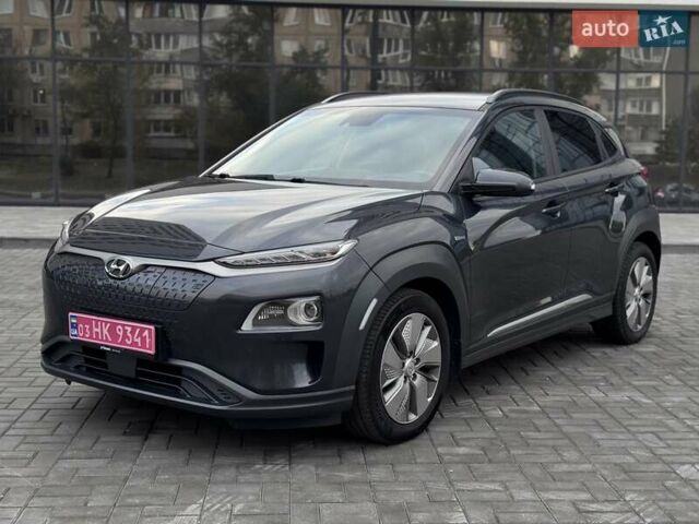 Сірий Хендай Kona Electric, об'ємом двигуна 0 л та пробігом 88 тис. км за 18700 $, фото 3 на Automoto.ua