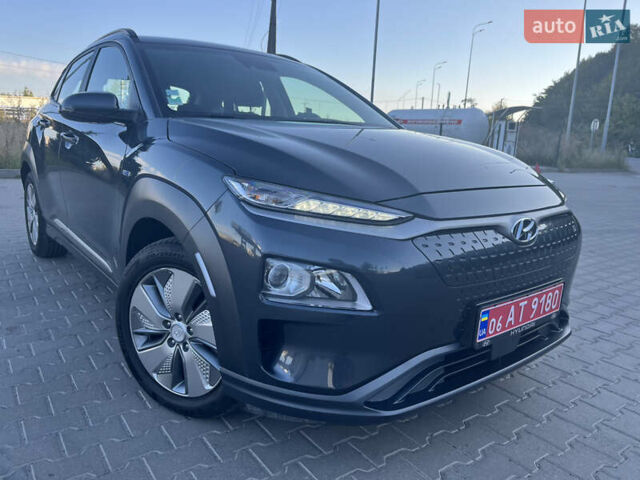 Сірий Хендай Kona Electric, об'ємом двигуна 0 л та пробігом 31 тис. км за 15500 $, фото 16 на Automoto.ua