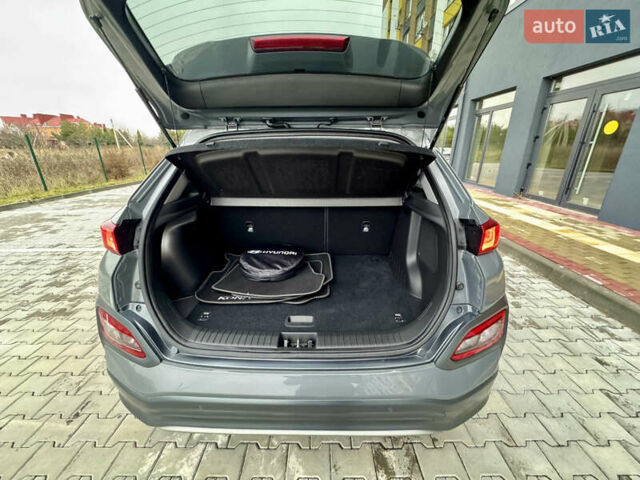 Сірий Хендай Kona Electric, об'ємом двигуна 0 л та пробігом 78 тис. км за 18900 $, фото 17 на Automoto.ua