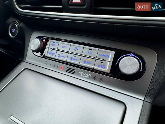 Сірий Хендай Kona Electric, об'ємом двигуна 0 л та пробігом 78 тис. км за 18900 $, фото 54 на Automoto.ua