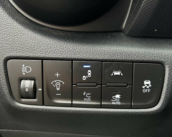 Сірий Хендай Kona Electric, об'ємом двигуна 0 л та пробігом 61 тис. км за 15780 $, фото 16 на Automoto.ua