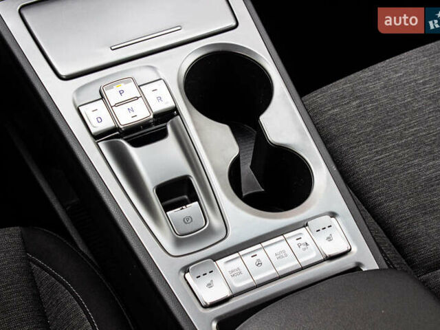 Сірий Хендай Kona Electric, об'ємом двигуна 0 л та пробігом 26 тис. км за 16300 $, фото 46 на Automoto.ua