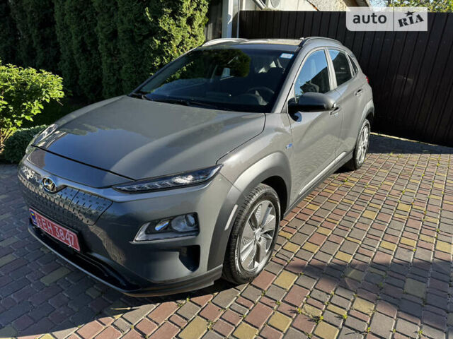 Серый Хендай Kona Electric, объемом двигателя 0 л и пробегом 53 тыс. км за 16700 $, фото 6 на Automoto.ua