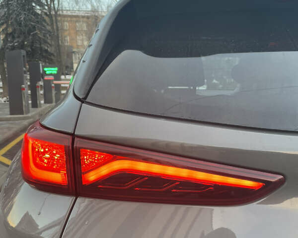 Серый Хендай Kona Electric, объемом двигателя 0 л и пробегом 81 тыс. км за 16099 $, фото 12 на Automoto.ua