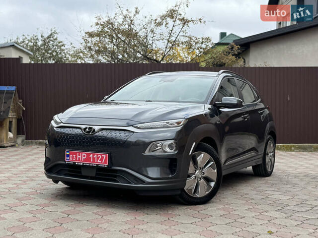 Серый Хендай Kona Electric, объемом двигателя 0 л и пробегом 106 тыс. км за 15999 $, фото 53 на Automoto.ua