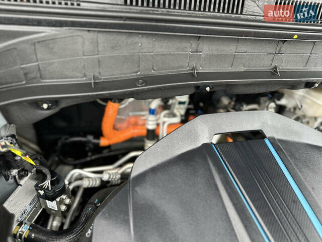 Серый Хендай Kona Electric, объемом двигателя 0 л и пробегом 158 тыс. км за 16300 $, фото 18 на Automoto.ua