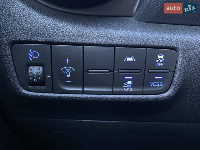 Серый Хендай Kona Electric, объемом двигателя 0 л и пробегом 104 тыс. км за 17200 $, фото 34 на Automoto.ua