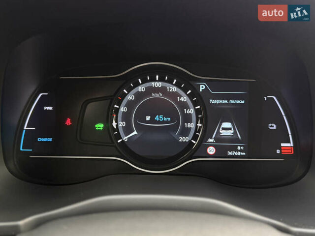 Серый Хендай Kona Electric, объемом двигателя 0 л и пробегом 36 тыс. км за 20700 $, фото 50 на Automoto.ua