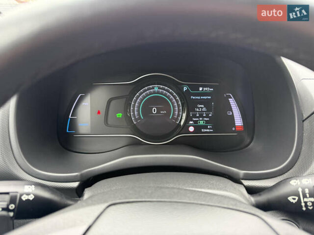 Серый Хендай Kona Electric, объемом двигателя 0 л и пробегом 52 тыс. км за 19000 $, фото 23 на Automoto.ua