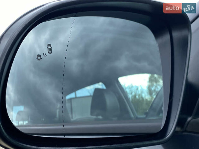 Серый Хендай Kona Electric, объемом двигателя 0 л и пробегом 69 тыс. км за 20400 $, фото 28 на Automoto.ua