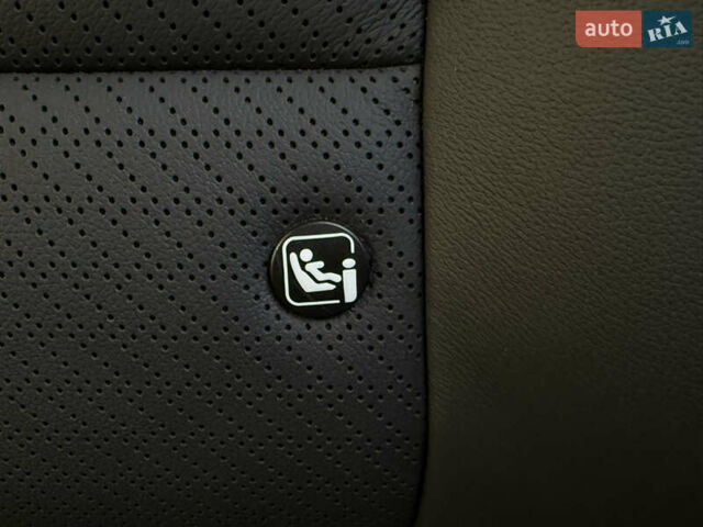 Серый Хендай Kona Electric, объемом двигателя 0 л и пробегом 36 тыс. км за 20700 $, фото 92 на Automoto.ua