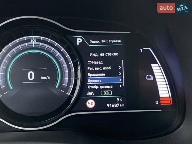 Сірий Хендай Kona Electric, об'ємом двигуна 0 л та пробігом 91 тис. км за 18900 $, фото 44 на Automoto.ua