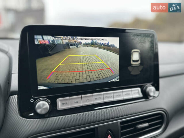 Серый Хендай Kona Electric, объемом двигателя 0 л и пробегом 158 тыс. км за 16300 $, фото 43 на Automoto.ua