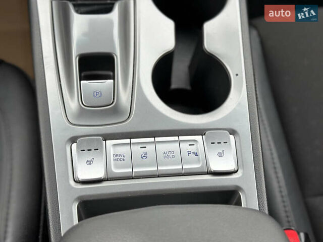 Серый Хендай Kona Electric, объемом двигателя 0 л и пробегом 167 тыс. км за 17700 $, фото 39 на Automoto.ua