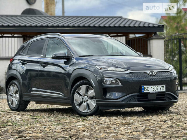 Сірий Хендай Kona Electric, об'ємом двигуна 0 л та пробігом 52 тис. км за 20800 $, фото 4 на Automoto.ua