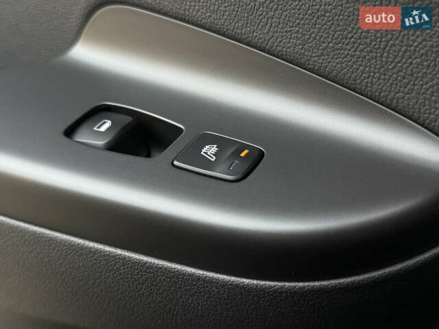 Серый Хендай Kona Electric, объемом двигателя 0 л и пробегом 36 тыс. км за 20700 $, фото 89 на Automoto.ua