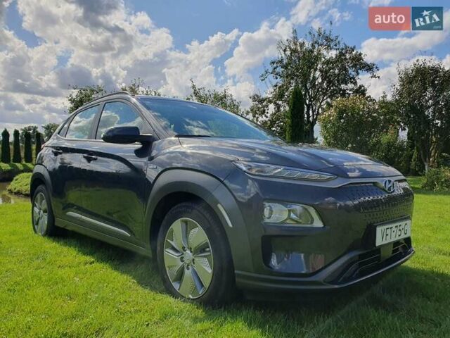 Серый Хендай Kona Electric, объемом двигателя 0 л и пробегом 135 тыс. км за 17100 $, фото 14 на Automoto.ua
