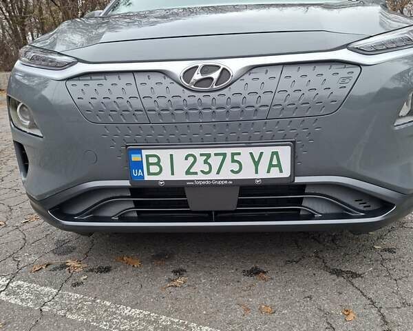 Серый Хендай Kona Electric, объемом двигателя 0 л и пробегом 87 тыс. км за 15200 $, фото 34 на Automoto.ua