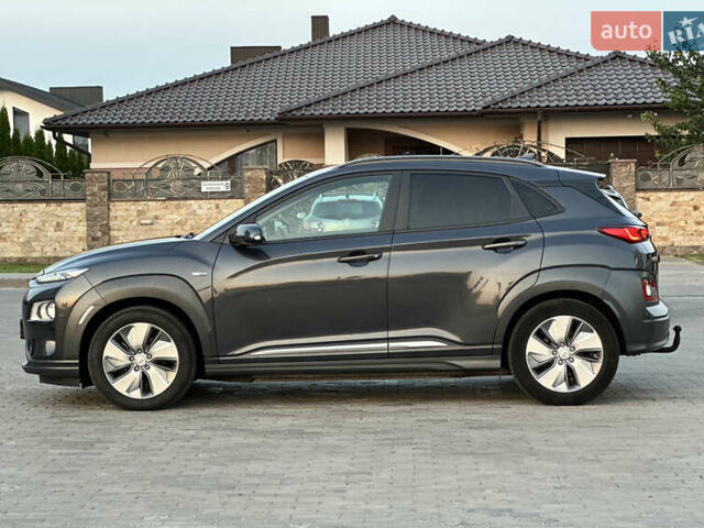 Серый Хендай Kona Electric, объемом двигателя 0 л и пробегом 159 тыс. км за 16900 $, фото 11 на Automoto.ua