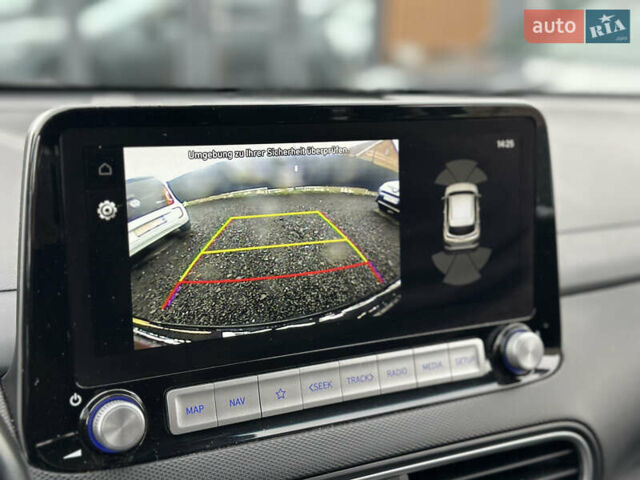 Серый Хендай Kona Electric, объемом двигателя 0 л и пробегом 167 тыс. км за 17700 $, фото 55 на Automoto.ua