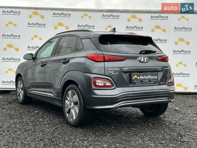 Серый Хендай Kona Electric, объемом двигателя 0 л и пробегом 167 тыс. км за 17700 $, фото 77 на Automoto.ua