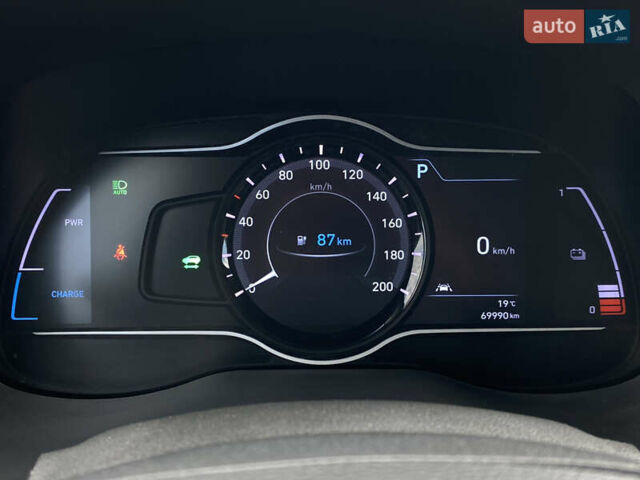 Сірий Хендай Kona Electric, об'ємом двигуна 0 л та пробігом 69 тис. км за 20900 $, фото 45 на Automoto.ua