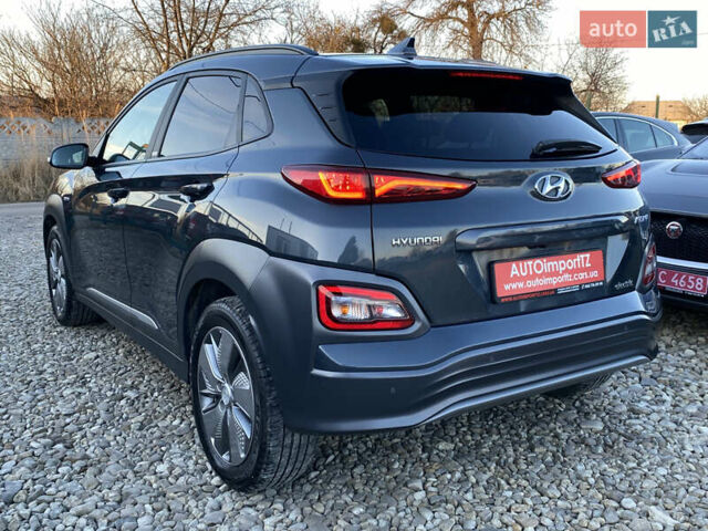 Серый Хендай Kona Electric, объемом двигателя 0 л и пробегом 104 тыс. км за 17200 $, фото 15 на Automoto.ua