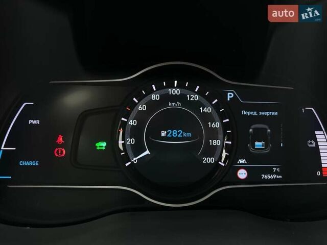 Сірий Хендай Kona Electric, об'ємом двигуна 0 л та пробігом 76 тис. км за 20500 $, фото 58 на Automoto.ua