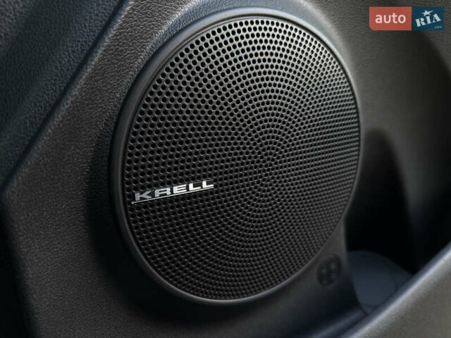 Серый Хендай Kona Electric, объемом двигателя 0 л и пробегом 36 тыс. км за 20700 $, фото 100 на Automoto.ua