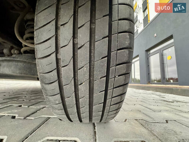 Сірий Хендай Kona Electric, об'ємом двигуна 0 л та пробігом 78 тис. км за 18900 $, фото 15 на Automoto.ua