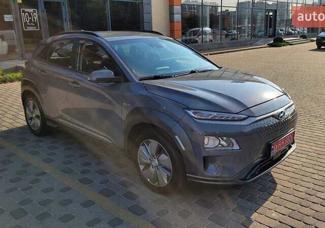 Сірий Хендай Kona Electric, об'ємом двигуна 0 л та пробігом 84 тис. км за 15700 $, фото 2 на Automoto.ua