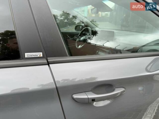 Серый Хендай Kona Electric, объемом двигателя 0 л и пробегом 40 тыс. км за 16900 $, фото 19 на Automoto.ua