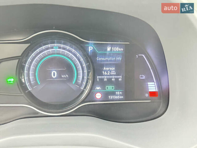 Серый Хендай Kona Electric, объемом двигателя 0 л и пробегом 135 тыс. км за 18999 $, фото 10 на Automoto.ua