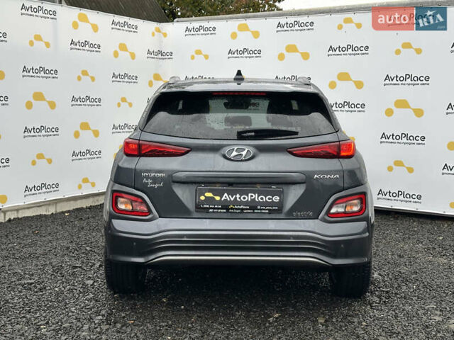 Серый Хендай Kona Electric, объемом двигателя 0 л и пробегом 167 тыс. км за 17700 $, фото 81 на Automoto.ua