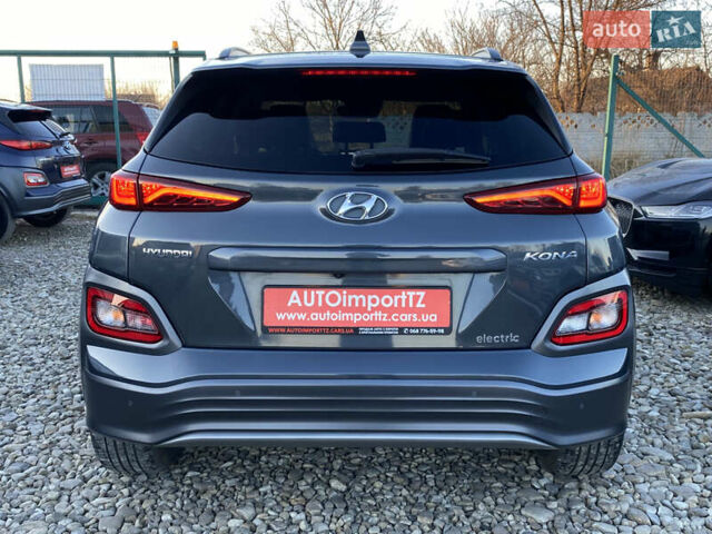 Серый Хендай Kona Electric, объемом двигателя 0 л и пробегом 104 тыс. км за 17200 $, фото 16 на Automoto.ua