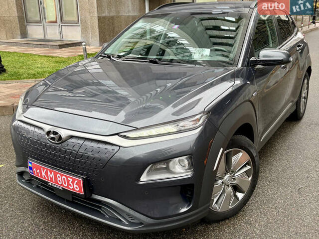 Серый Хендай Kona Electric, объемом двигателя 0 л и пробегом 130 тыс. км за 18500 $, фото 12 на Automoto.ua