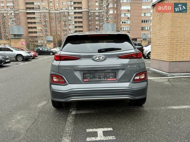 Серый Хендай Kona Electric, объемом двигателя 0 л и пробегом 78 тыс. км за 19500 $, фото 11 на Automoto.ua