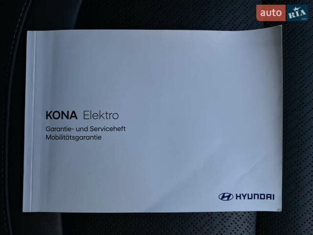 Серый Хендай Kona Electric, объемом двигателя 0 л и пробегом 69 тыс. км за 20400 $, фото 60 на Automoto.ua