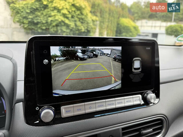 Серый Хендай Kona Electric, объемом двигателя 0 л и пробегом 26 тыс. км за 18850 $, фото 70 на Automoto.ua