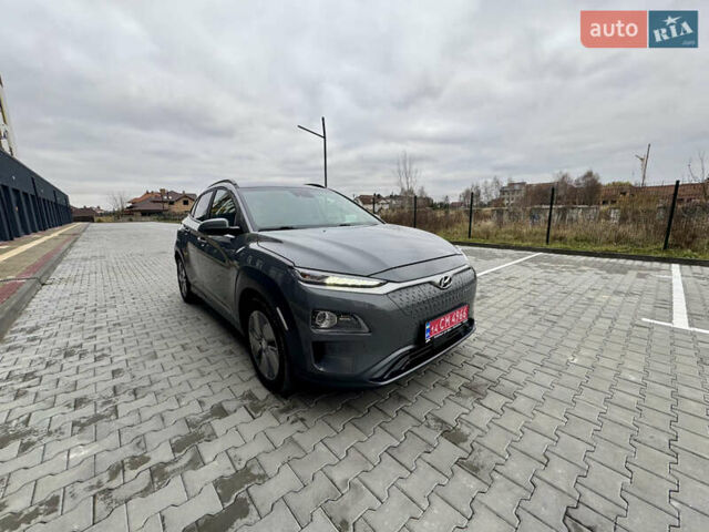 Сірий Хендай Kona Electric, об'ємом двигуна 0 л та пробігом 78 тис. км за 18900 $, фото 4 на Automoto.ua