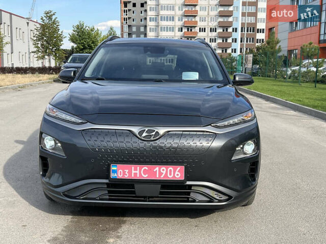 Сірий Хендай Kona Electric, об'ємом двигуна 0 л та пробігом 117 тис. км за 18900 $, фото 4 на Automoto.ua