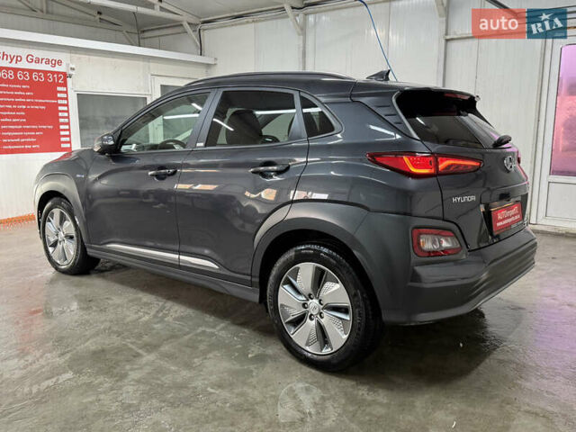 Серый Хендай Kona Electric, объемом двигателя 0 л и пробегом 36 тыс. км за 20700 $, фото 17 на Automoto.ua