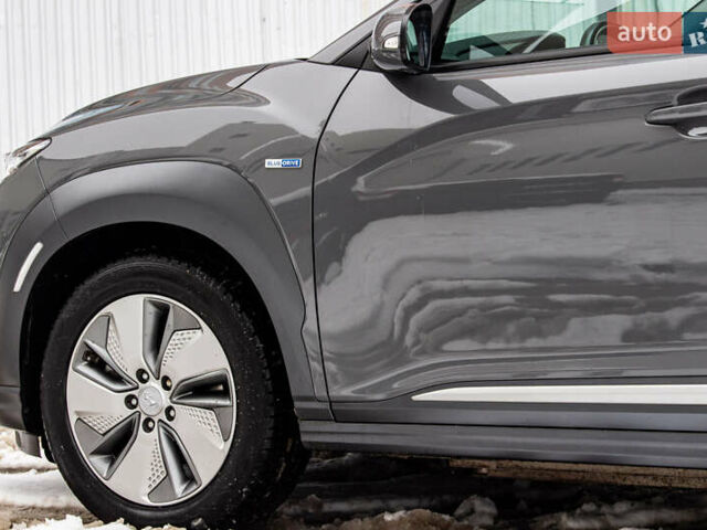 Сірий Хендай Kona Electric, об'ємом двигуна 0 л та пробігом 26 тис. км за 16300 $, фото 21 на Automoto.ua