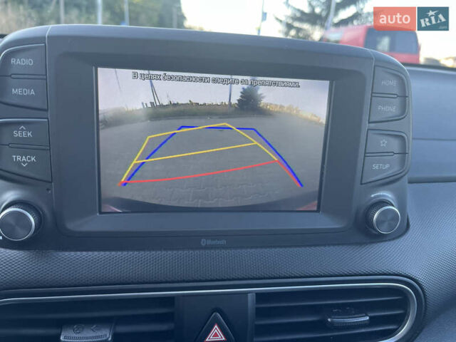 Серый Хендай Kona Electric, объемом двигателя 0 л и пробегом 31 тыс. км за 15450 $, фото 34 на Automoto.ua