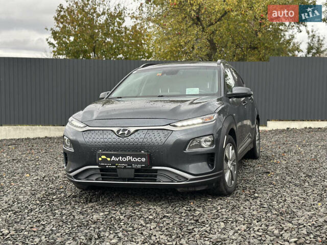 Серый Хендай Kona Electric, объемом двигателя 0 л и пробегом 167 тыс. км за 17700 $, фото 85 на Automoto.ua