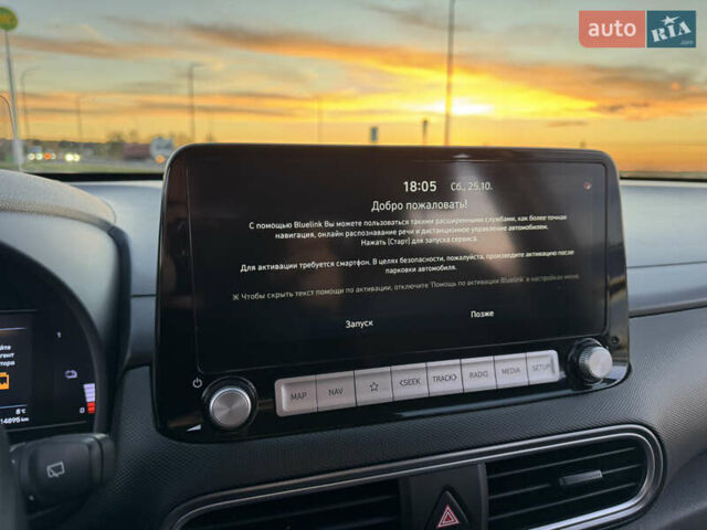 Сірий Хендай Kona Electric, об'ємом двигуна 0 л та пробігом 114 тис. км за 17999 $, фото 42 на Automoto.ua