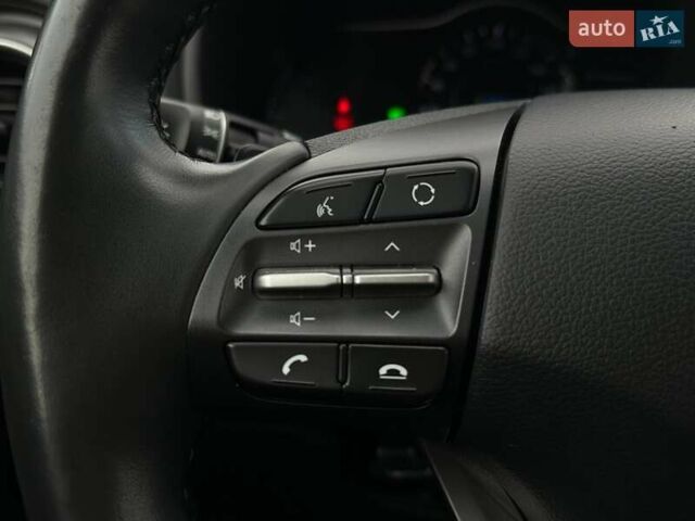 Сірий Хендай Kona Electric, об'ємом двигуна 0 л та пробігом 76 тис. км за 20500 $, фото 51 на Automoto.ua