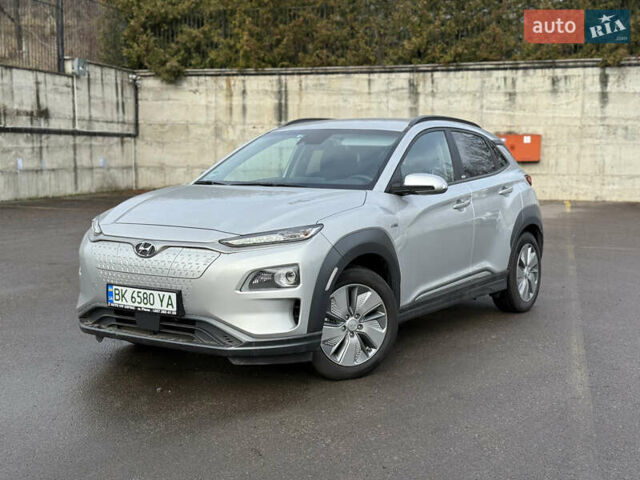 Серый Хендай Kona Electric, объемом двигателя 0 л и пробегом 26 тыс. км за 18850 $, фото 40 на Automoto.ua