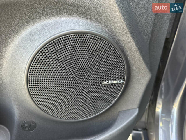 Серый Хендай Kona Electric, объемом двигателя 0 л и пробегом 69 тыс. км за 19300 $, фото 26 на Automoto.ua